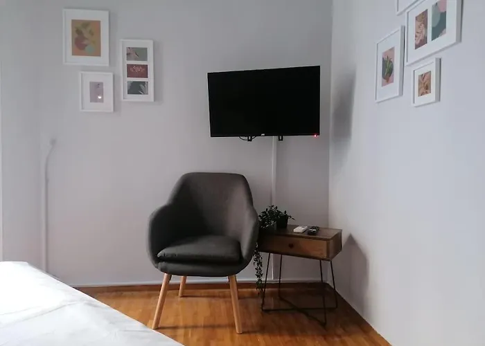 Minimal Studio Varnava Square - Kallimarmaro Area